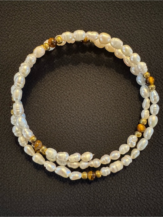 Vintage Jewelry - Freshwater Pearl and Tiger’s Eye Memory Wire Wrap Bracelet